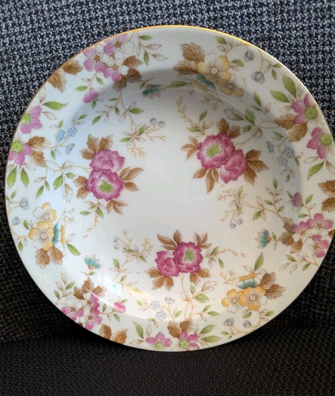 Cherry China Set of 6 Floral Plates Made in Japan Round White Pink Green