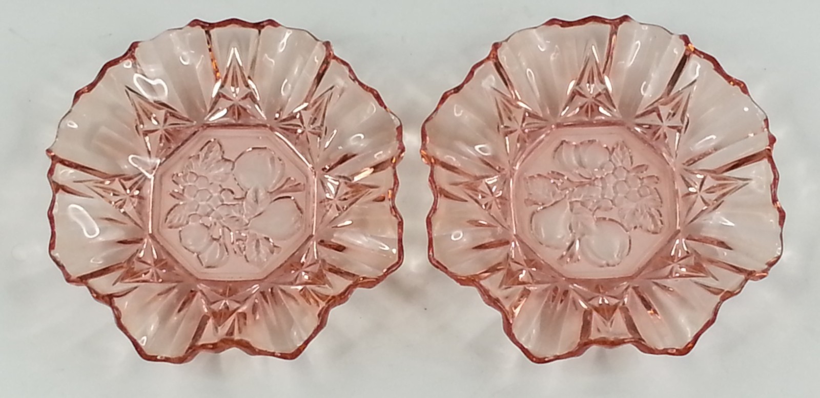 2pc Pink Glass Bowls Dishes Fruit Pattern