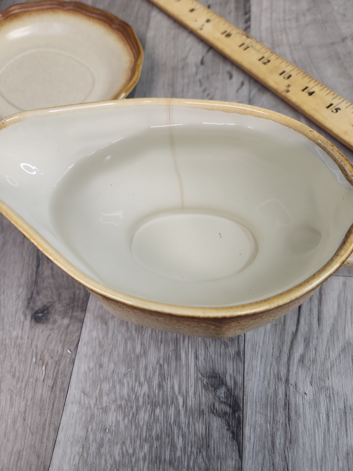 Mikasa Whole Wheat Gravy Boat & Plate Stoneware 2 Piece Set