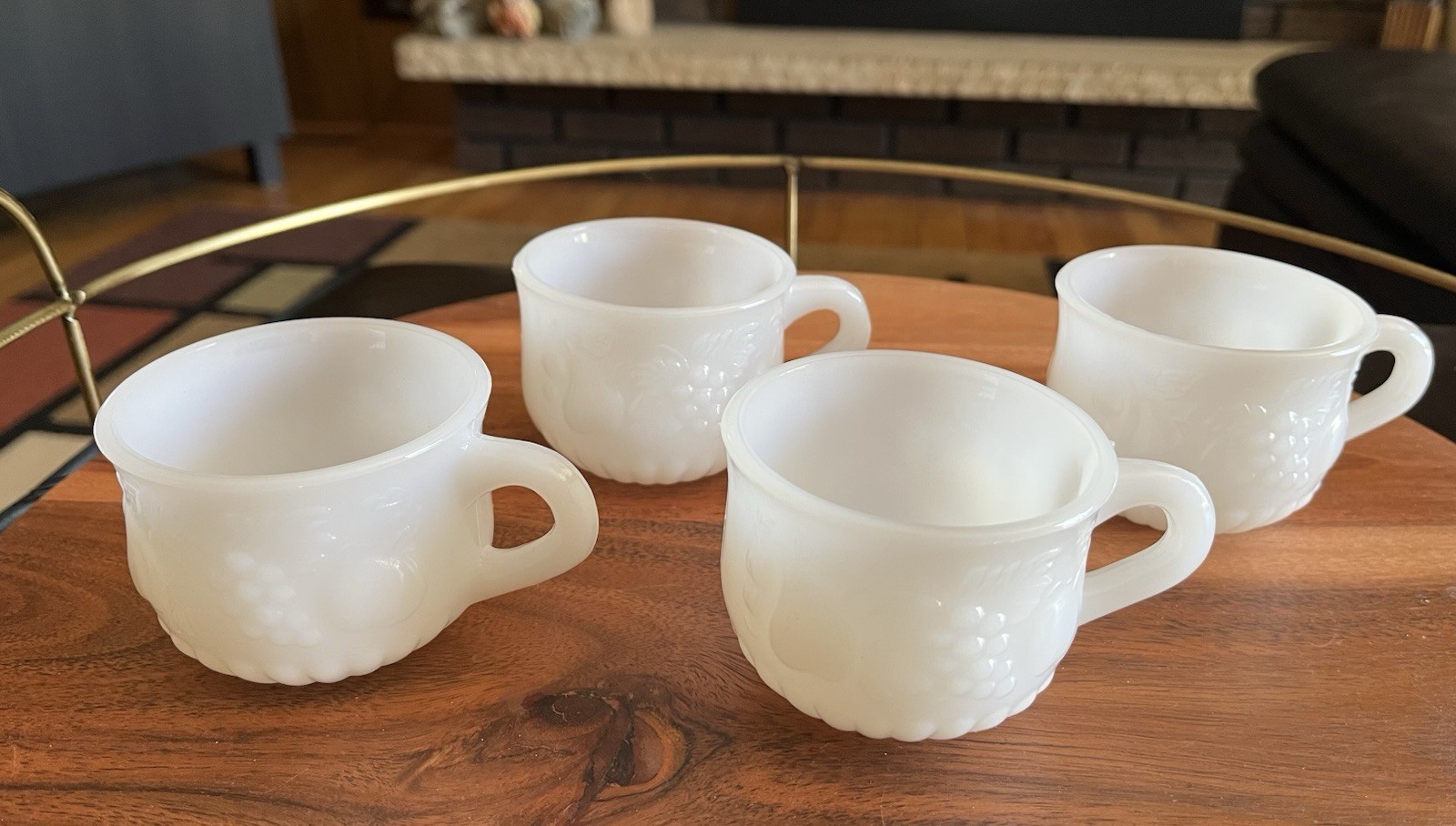 Vintage Jeannette Della Robbia Milk Glass Fruit Punch Custard Cups Set Of 4 Mugs