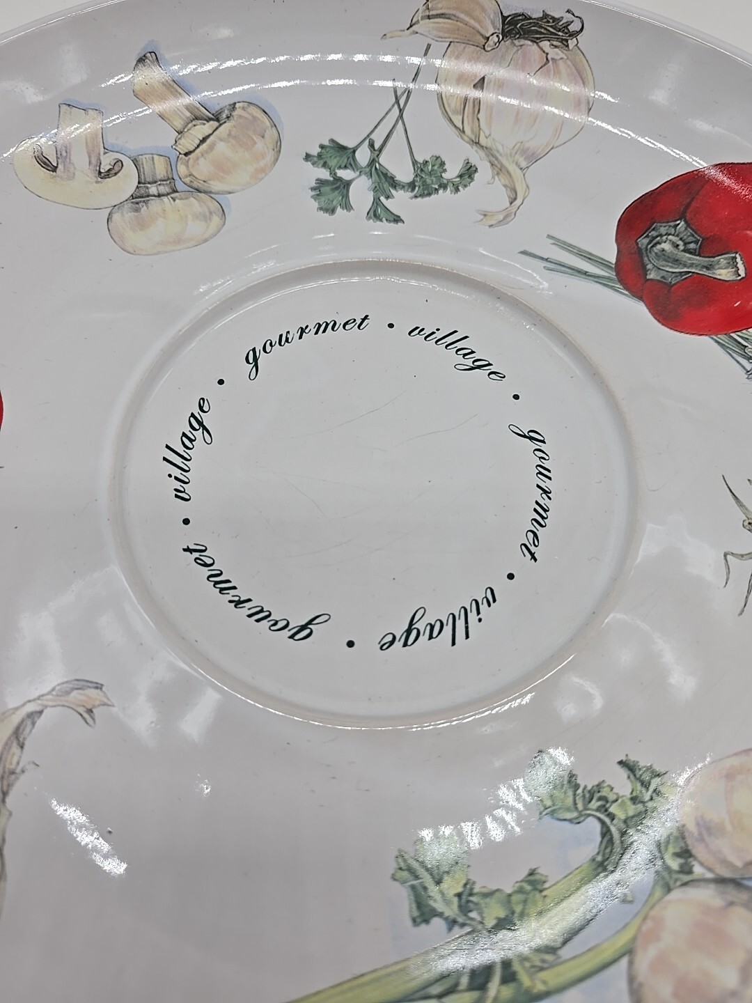 GOURMET VILLAGE CLASSIC Veggies and Dip Vegetable Platter & Bowl Complete Set