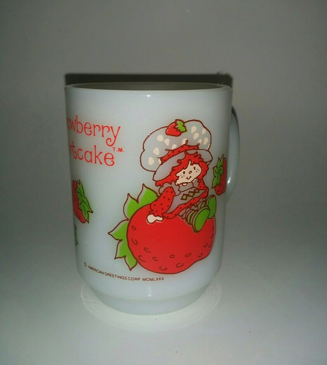 Vintage 1980 Strawberry Shortcake Mug Cup Milk Glass Anchor Hocking Fire King