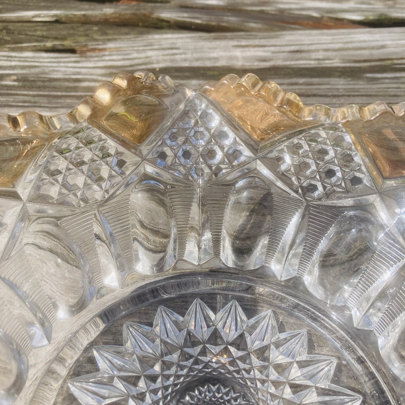 EAPG – Tarentum Glass Co. “Ladders & Diamonds” 9.5” Bowl Ruffled Gold Rim 1903