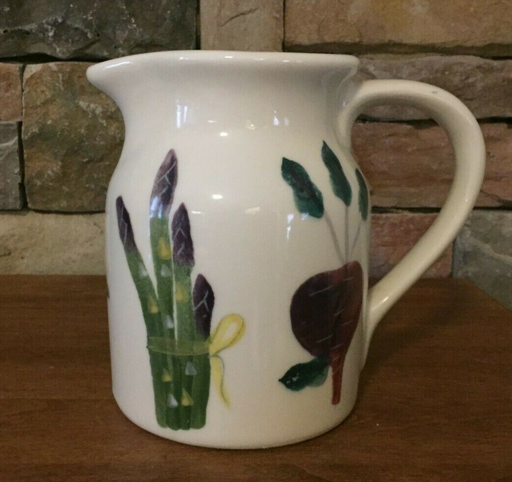 Hartstone Pottery~Farmers Market~32oz~1 Qt~Small Pitcher