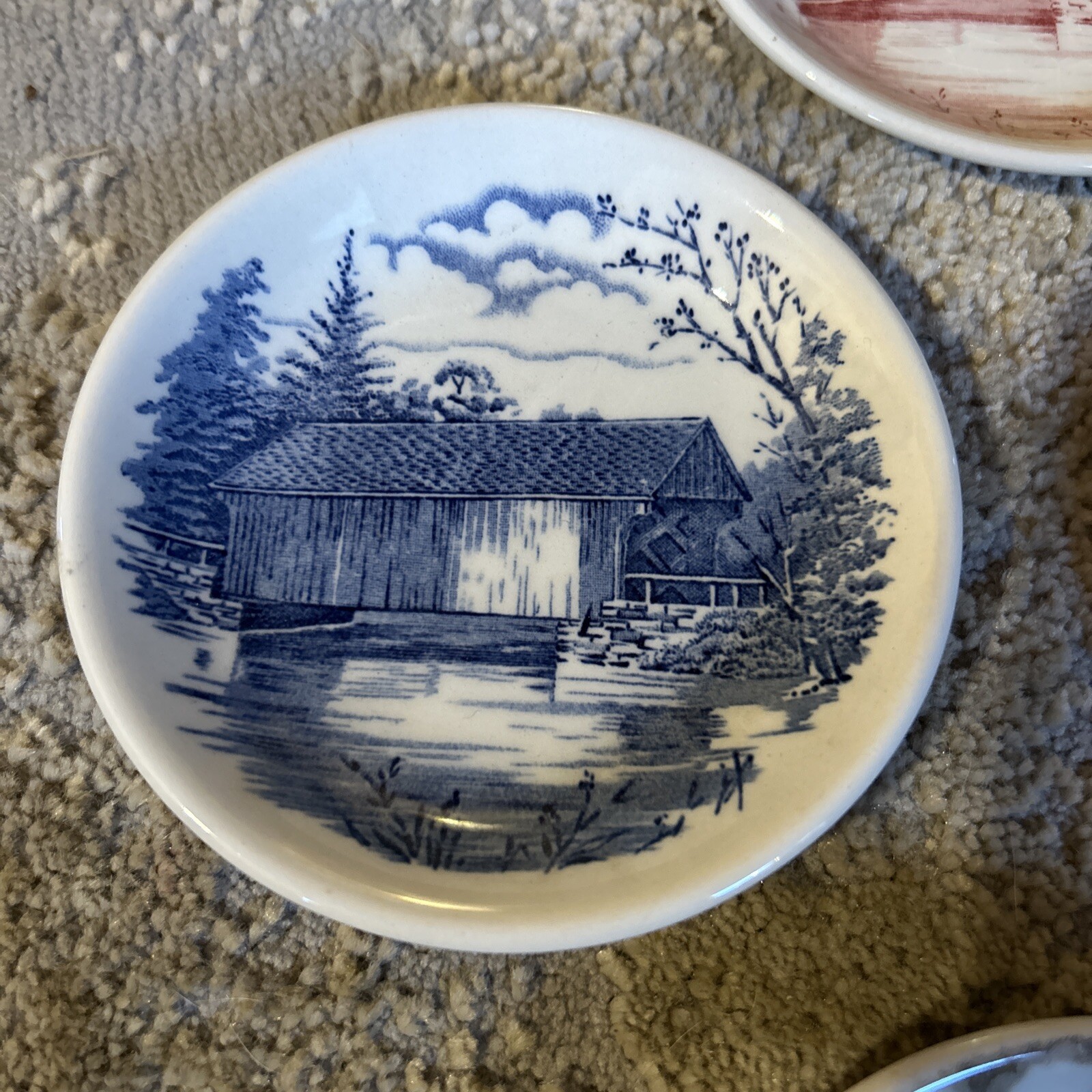 Vintage 4 Wood & Sons England Cupboard Bridge Small Wall Plates England Round￼ ￼