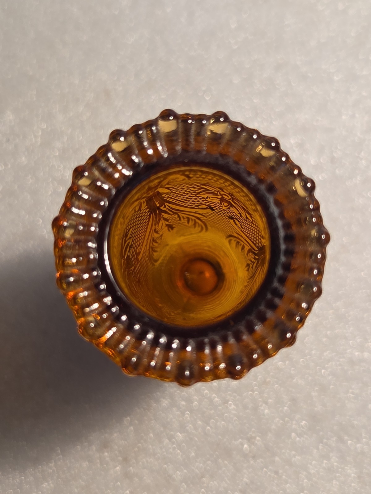 Vintage Indiana Glass Amber Salt & Pepper Shakers With A Tiara Bud Vase