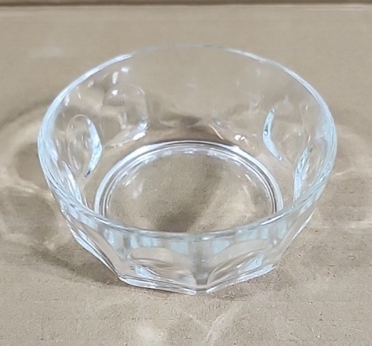 Vintage Arcoroc France Dimpled Thumbprint Glass Dessert Bowl 4.25″