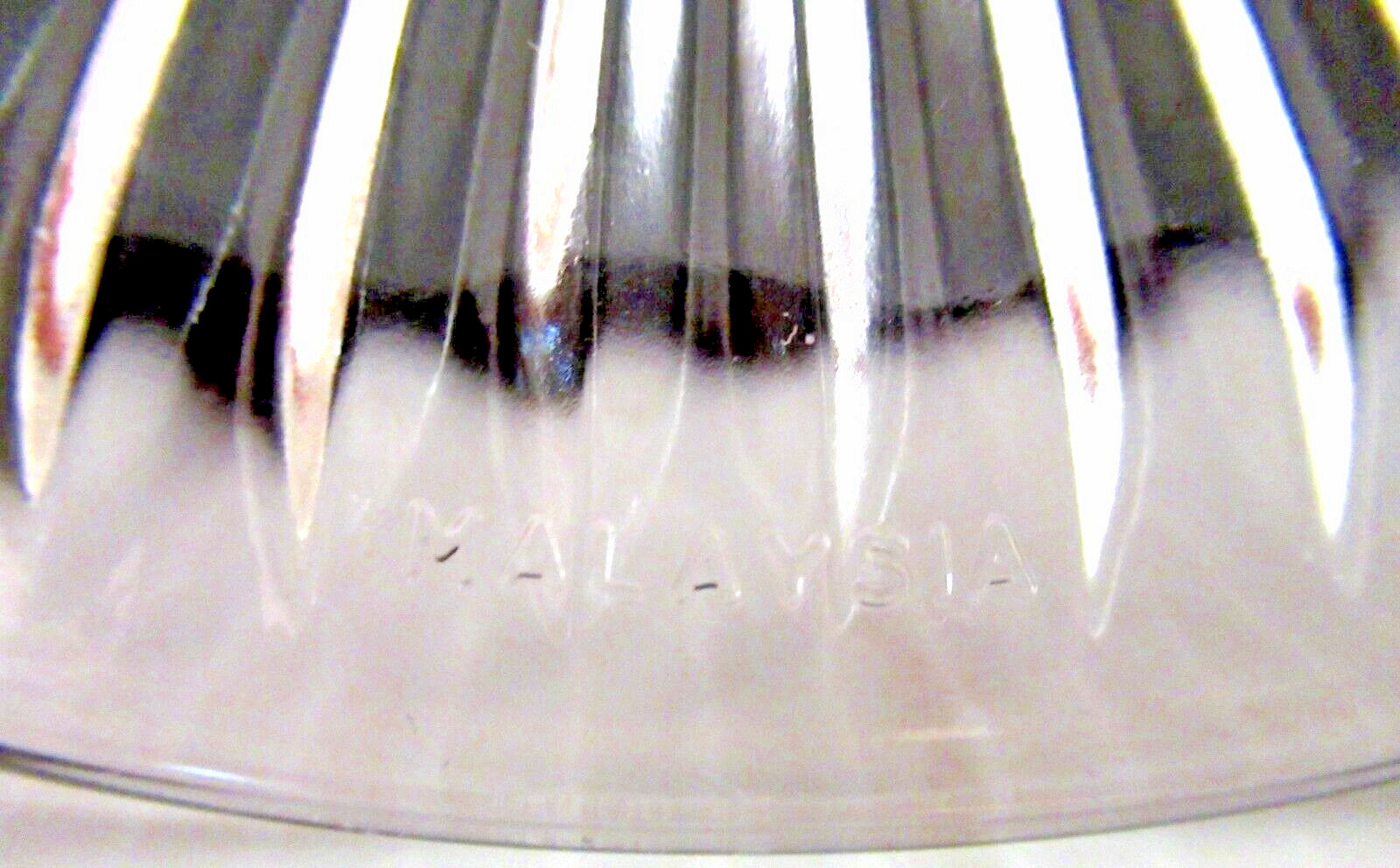 KIG “GEOMETRIC / EMBOSSED GLASS PLATE” ~ (MADE IN MALAYSIA) ~ *** VINTAGE ***
