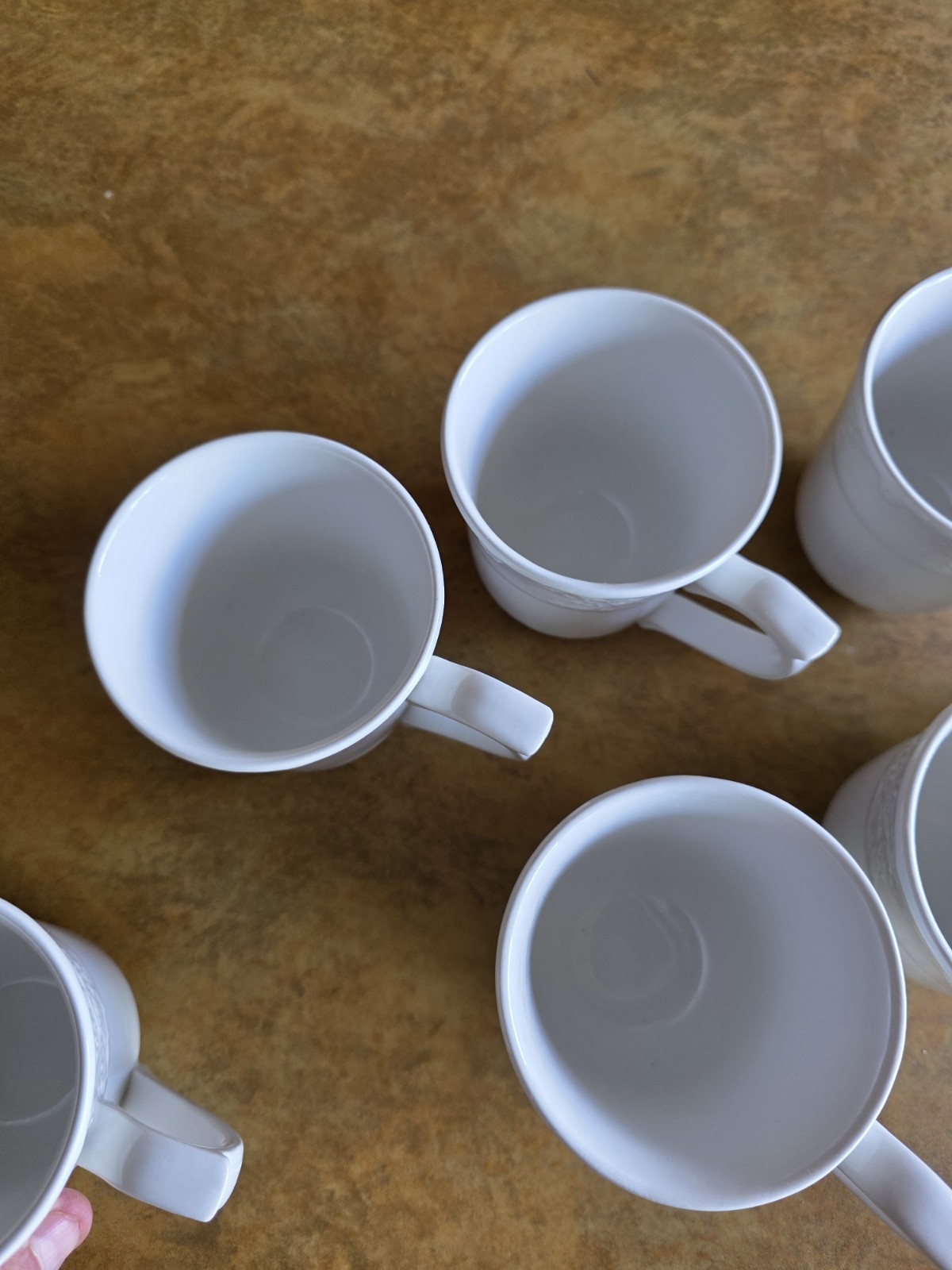 Johnson Brothers England Richmond White Embossed Trellis Coffee Mug Set Of 7