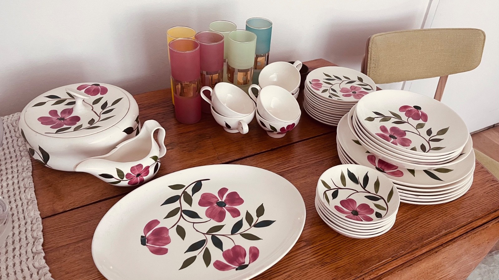 Vtg MCM Stetson China MEADOW ROSE Flowers Hand Painted and MCM Highball glasses