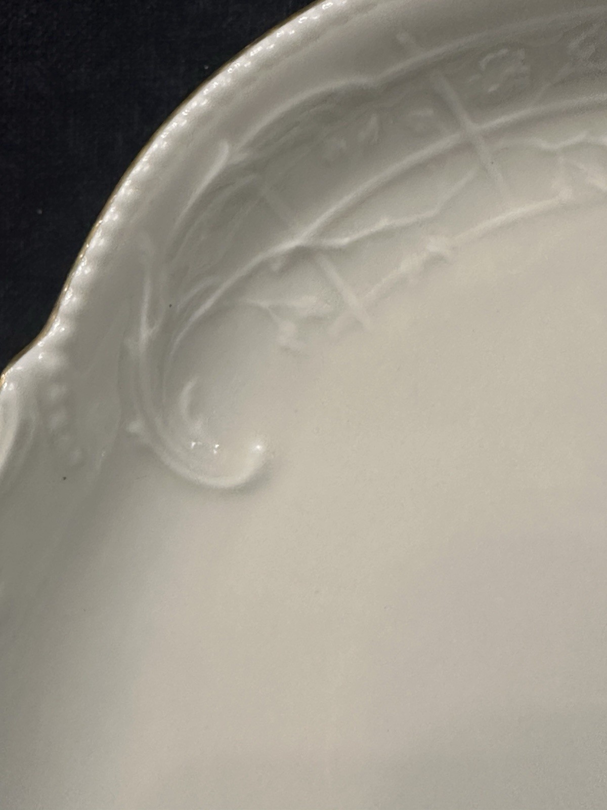 Vintage Rosenthal Embossed Classic Rose White Sanssouci 8.5×13.25″ Platter