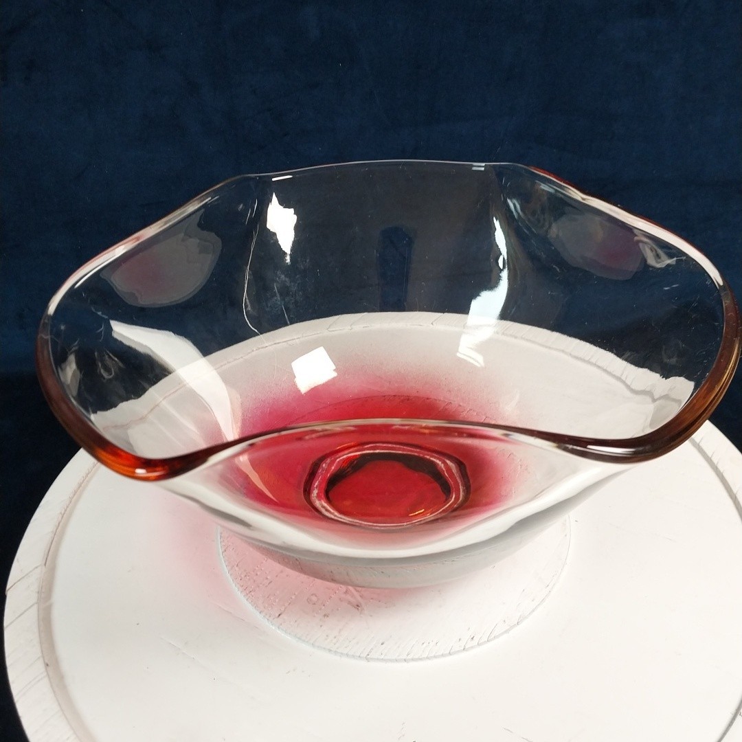 Vintage MCM Indiana Glass Pink/Red Ombre Chip & Dip Bowl Set