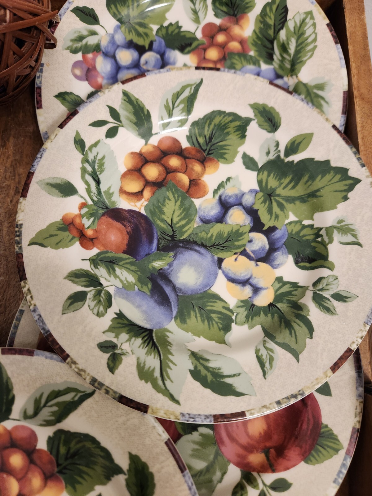 Sakura Sonoma Oneida Excell Stoneware Fruit Pattern 8⅛” Salad Plate Fruit Set/6