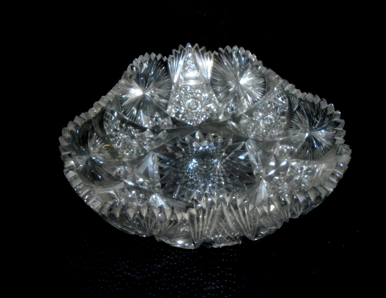 Antique American Brilliant Period ABP Deep Cut Crystal Bowl Sawtooth Rim 10″