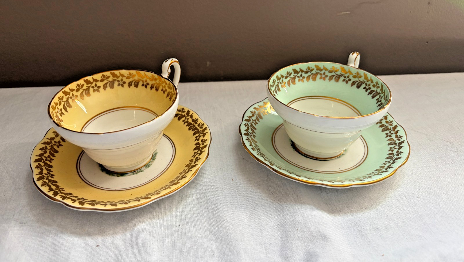 Vintage Foley Bone China England Yellow & Green Tea Cup Saucer Set Gold Trim