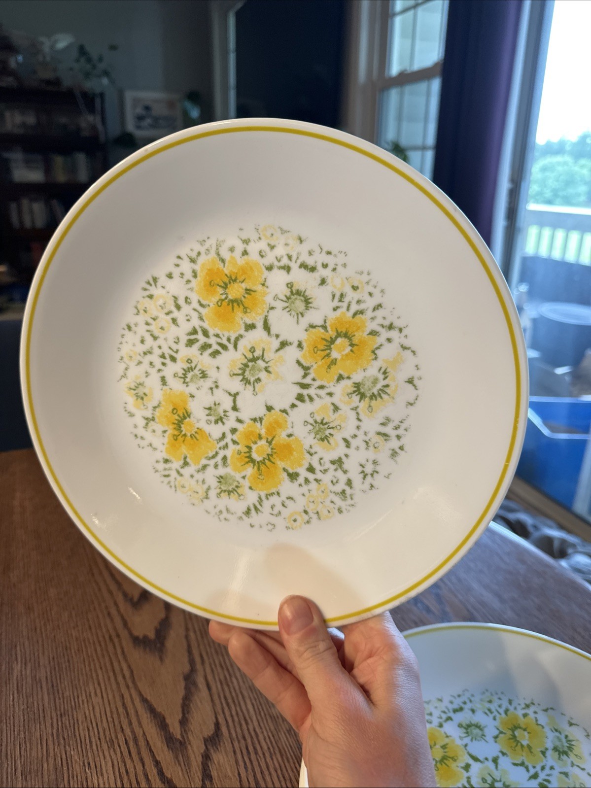 Corelle April Showers Yellow Flowers 10.25” Dinner Plates Corning Vintage