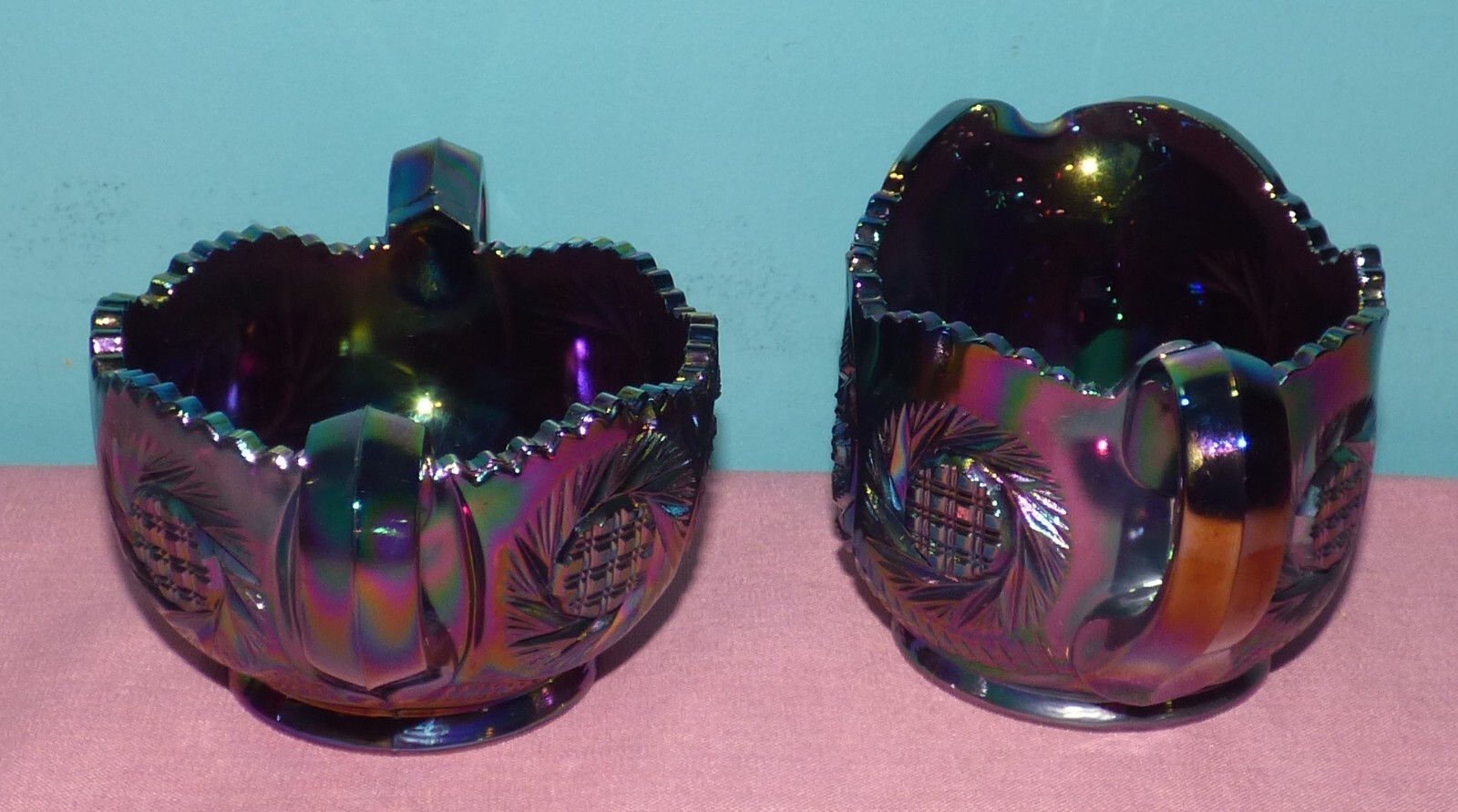 L.E. Smith Amethyst Carnival Glass Creamer and Sugar Bowl Set – Sunburst Pattern
