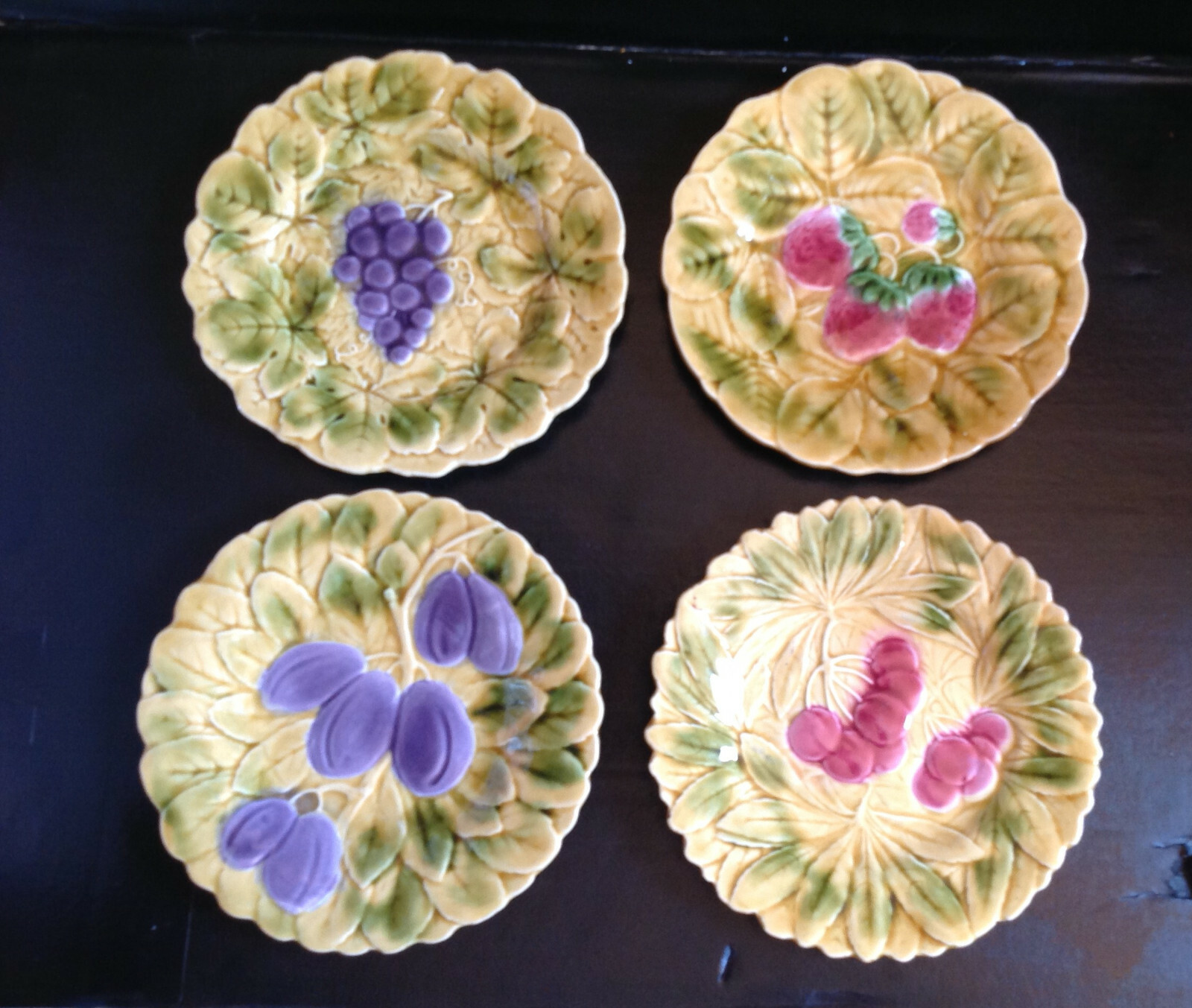 Four (4) Sarreguemines, France Majolica Fruit Salad Plates 7.5″