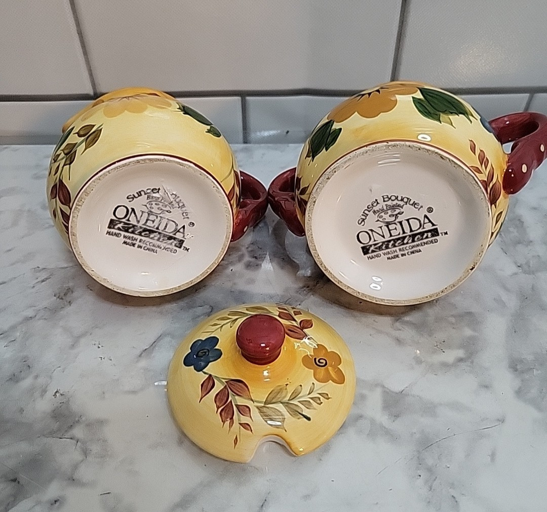 Oneida Kitchen Creamer and Sugar Set Sunset Bouquet Coffee Station Dining *READ