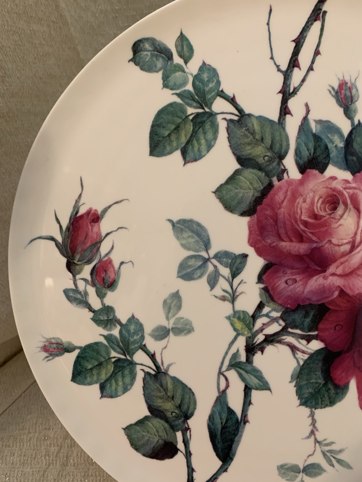 Roy Kirkham “English Rose” 12″ Platter (“cake plate”) Fine Bone China. MINT cond