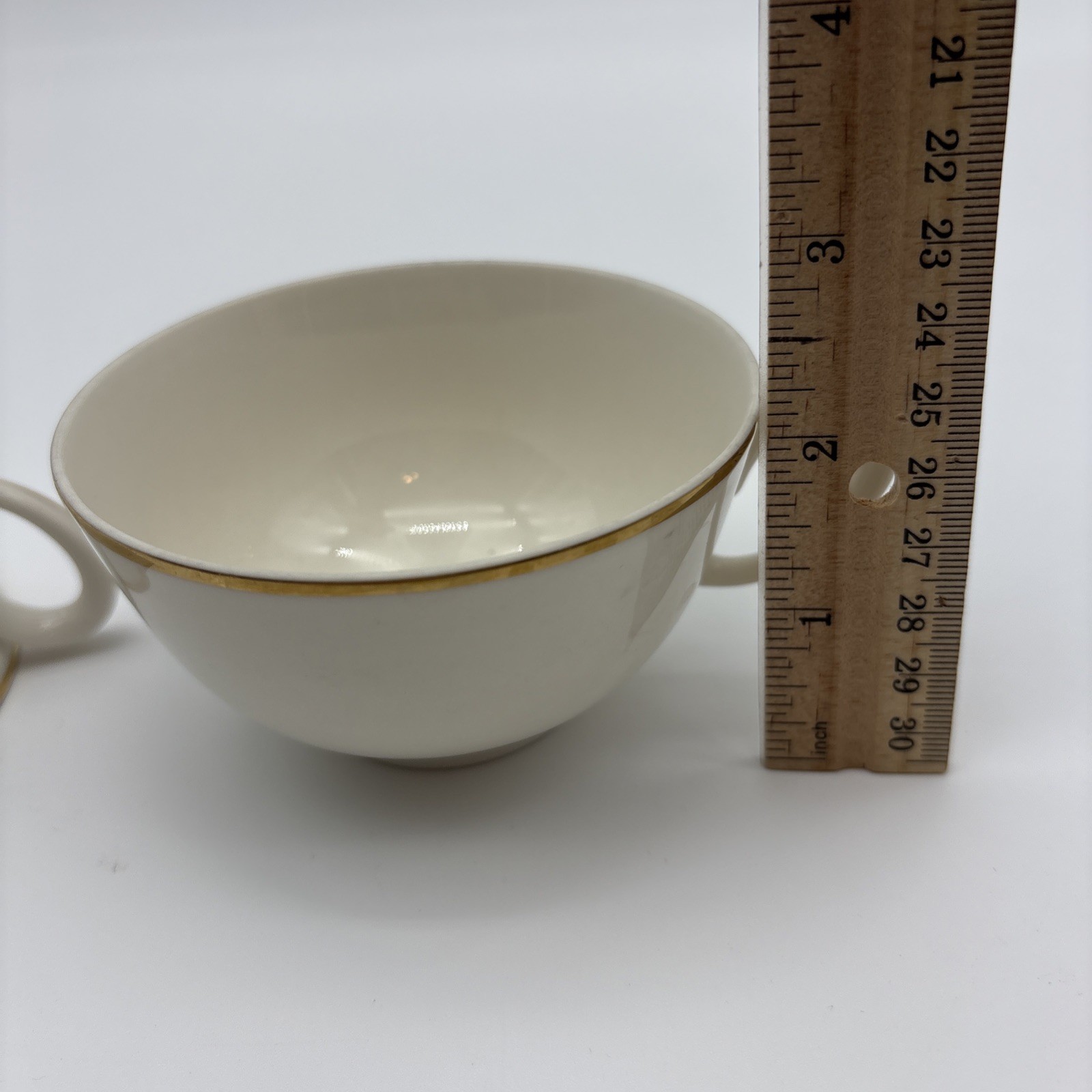 2 Franciscan Talisman Porcelain Tea Cups 2 1/8″H Made in Japan Cream w/Gold Trim