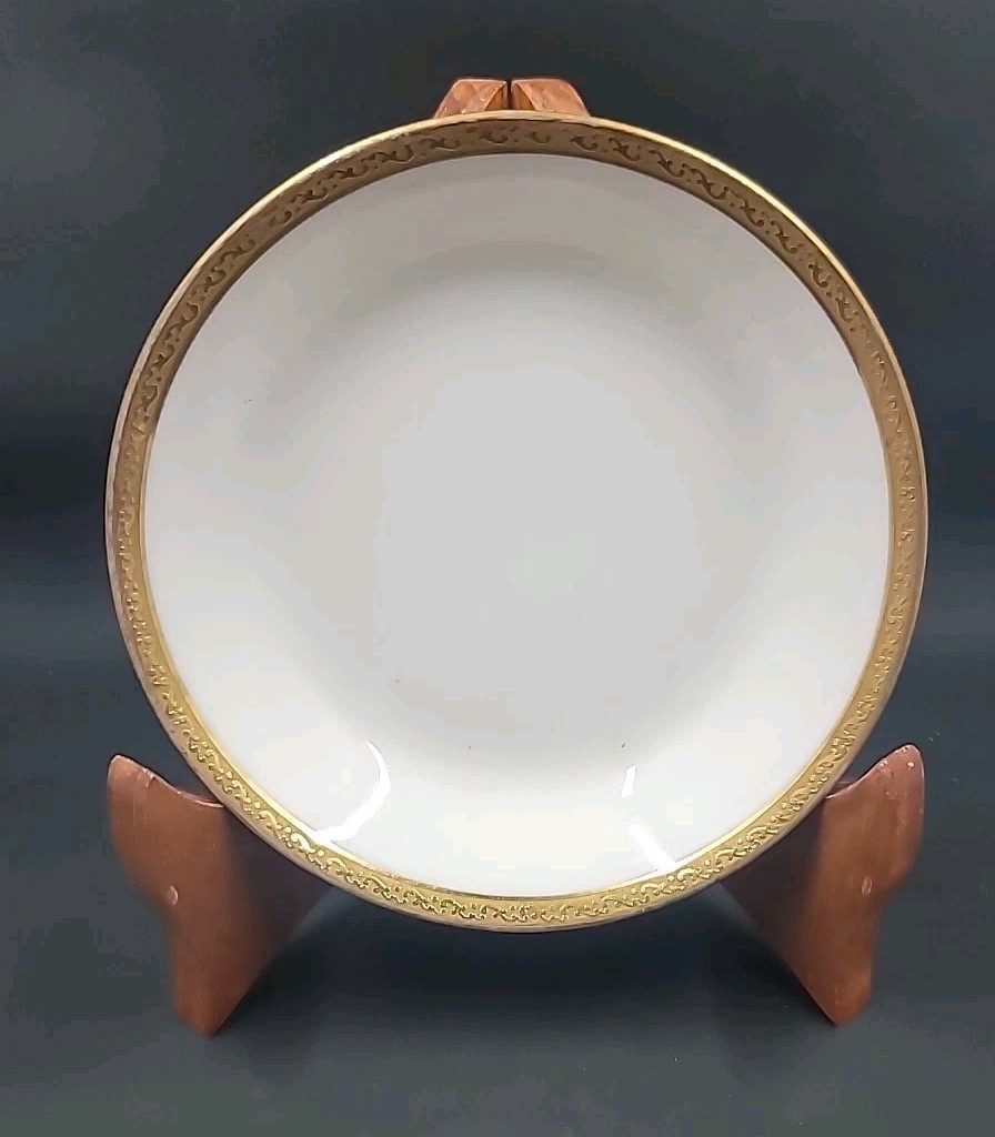 Limoges Paroutaud Gold Trim Four Piece Place Setting