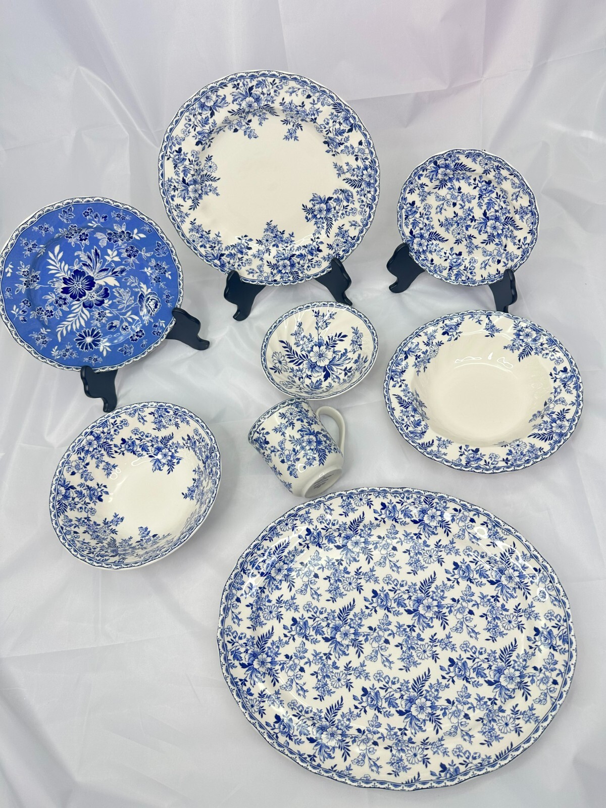 Johnson Brothers- Devon Cottage Plate, Bowl, Mug, tea cup & Saucer, Tea Sets
