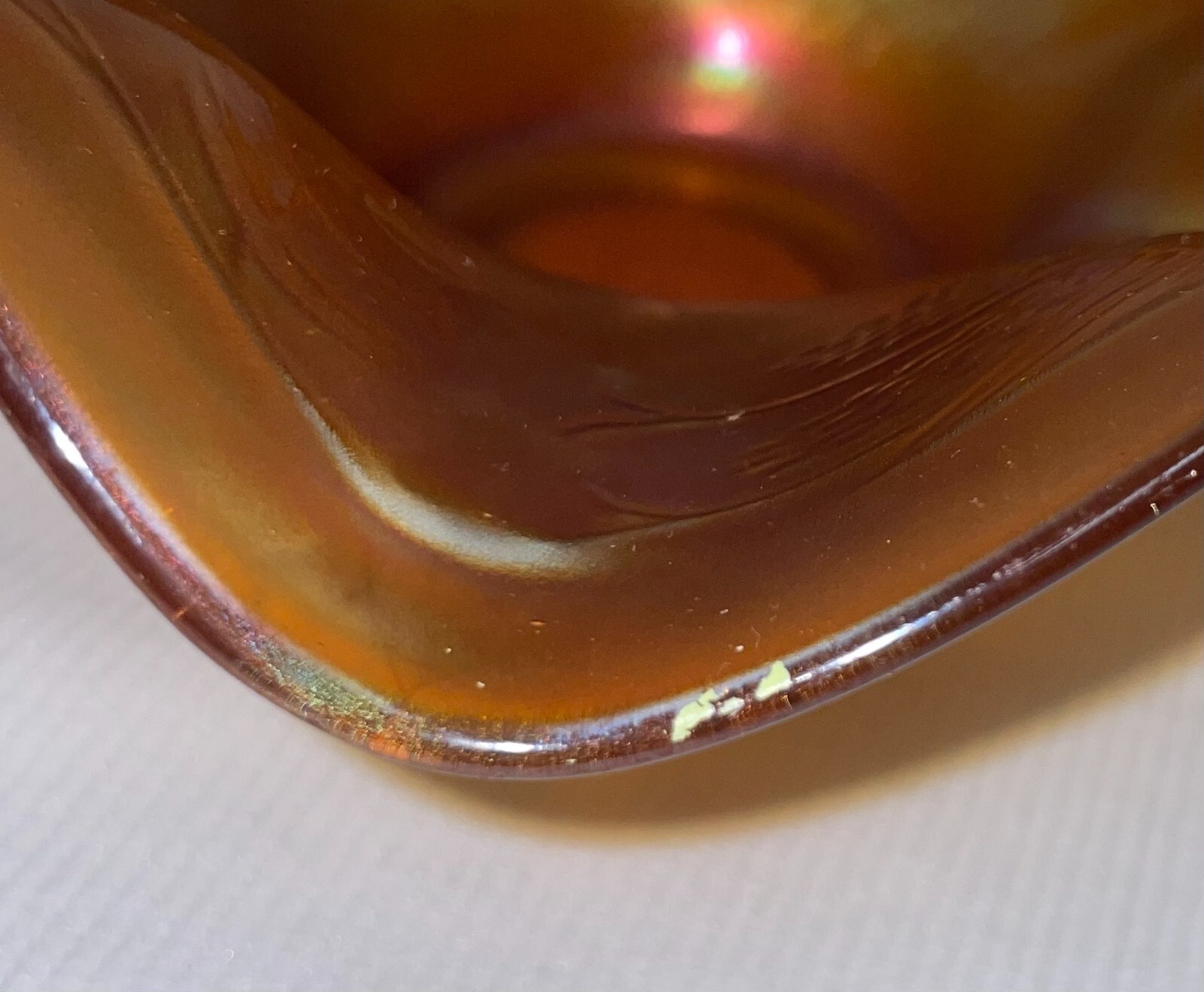 Fenton Marigold Carnival Glass Leaf & Berries Ruffled Edge Bowl 6×3 Inches