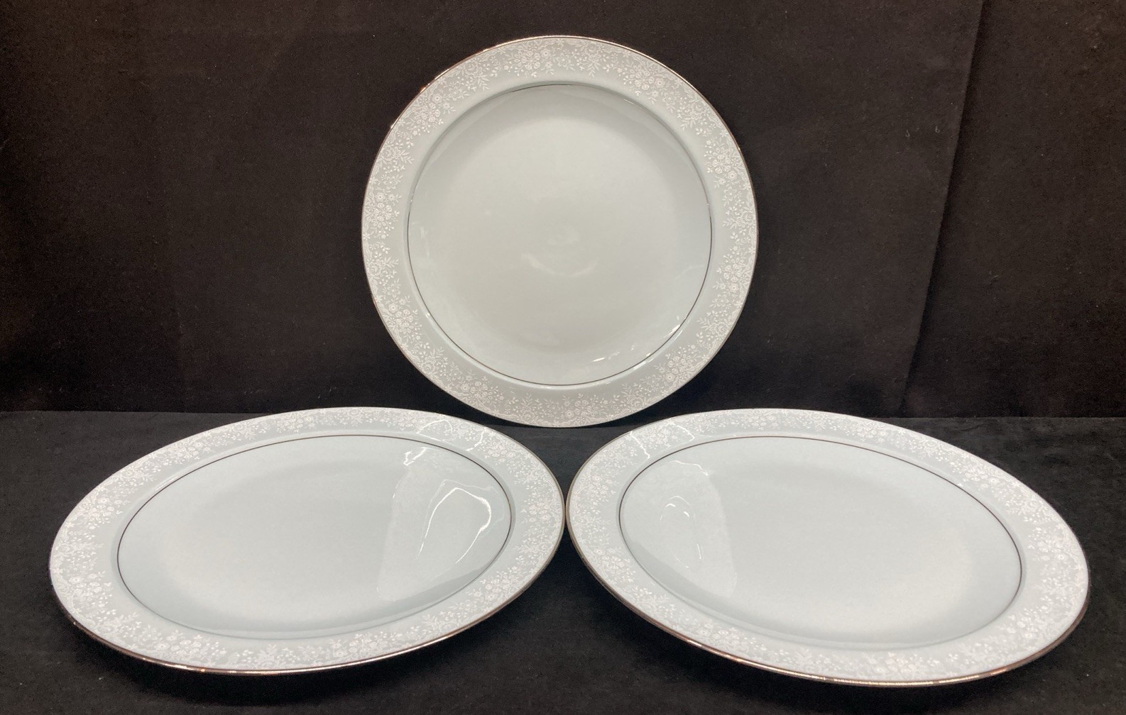 Noritake Fidelity 8003 Dinner Plates Blue 10 1/8” Set of 3