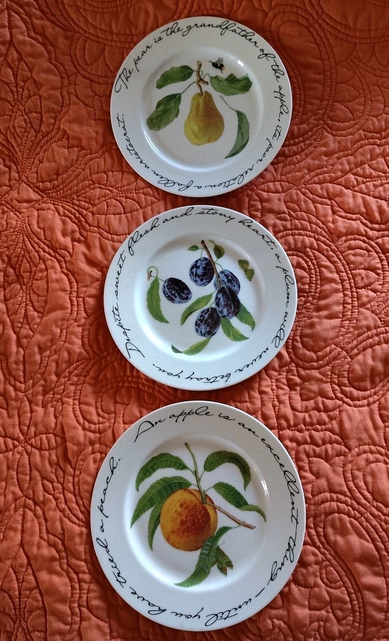 Orchard Suite by Williams-Sonoma Decorative Plate 7-3/4″ SET/3-Plum Pear Apple