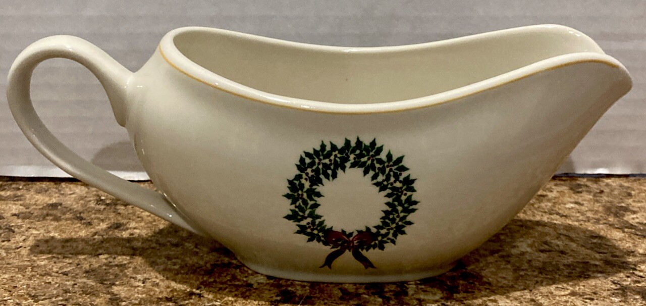 MerryBrite Stoneware Gravy Boat Holiday Home Collection with Wreath *NICE*