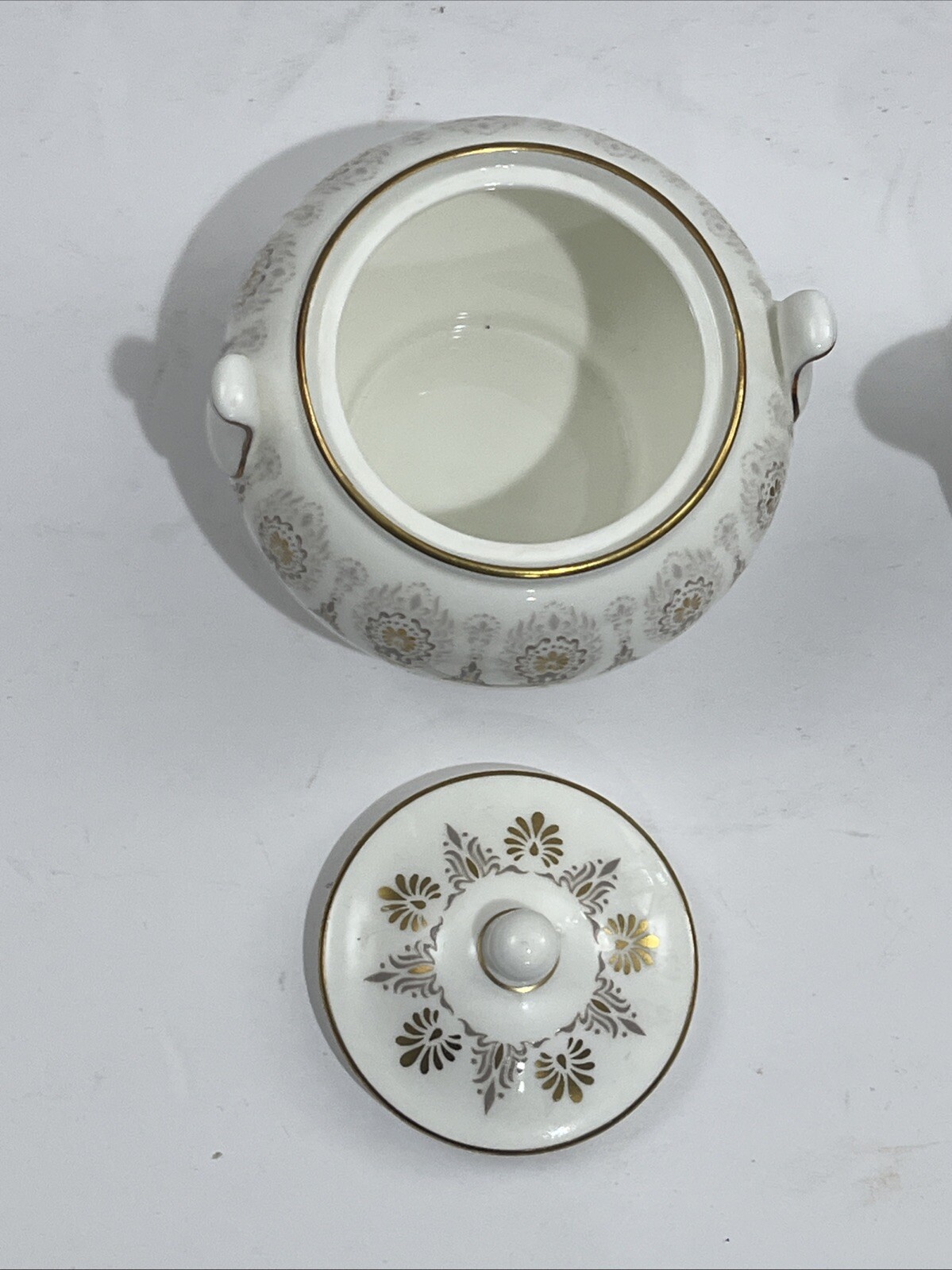Vintage Wedgwood Medina Beige Bone China Set Of Sugar Bowl With Lid And Creamer