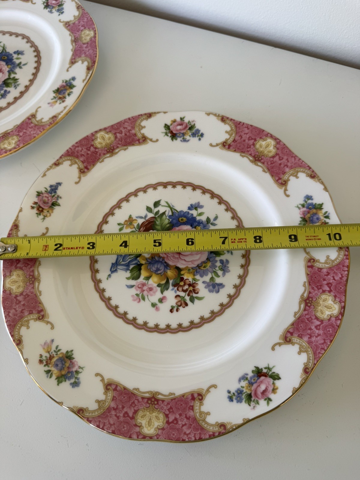 Royal Albert Lady Carlyle 10.25 Dinner Plate excellent condition (10 available)