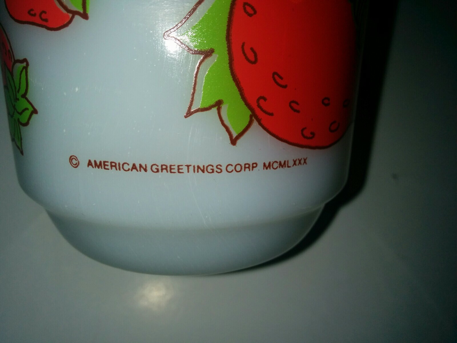 Vintage 1980 Strawberry Shortcake Mug Cup Milk Glass Anchor Hocking Fire King