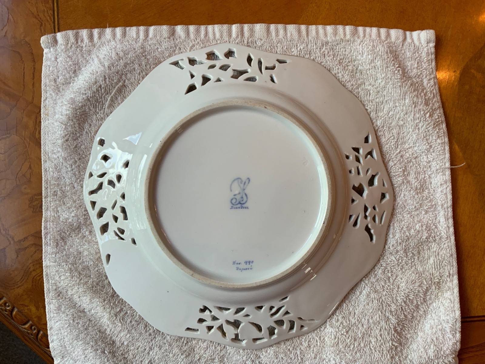 Antique Carl Thieme Dresden Basketweave Dessert Service – 8 Plates & Compote