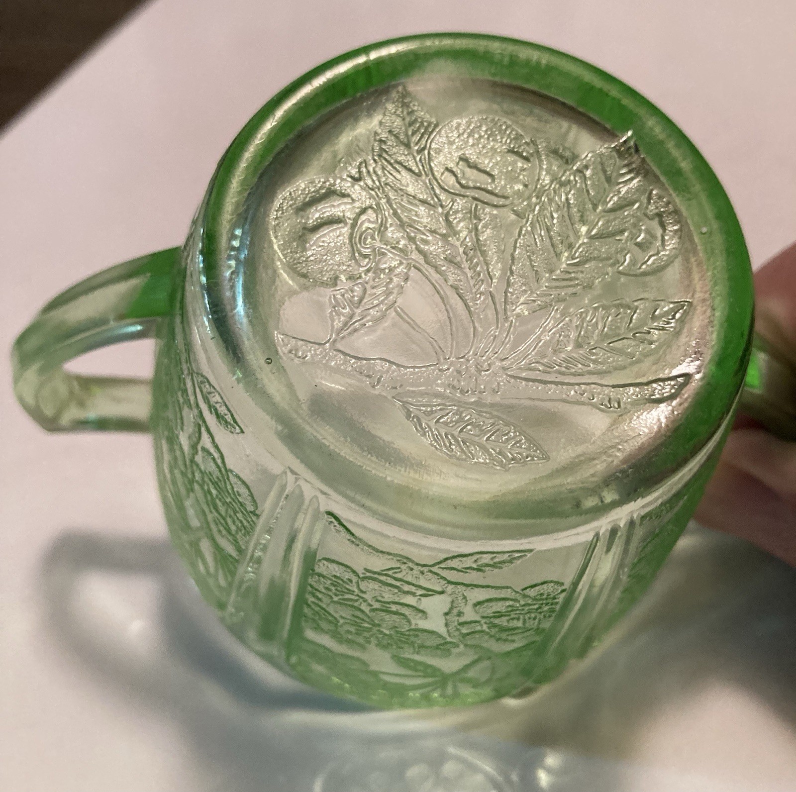 Depression Glass Green Creamer And Sugar Bowl Cherry Blossom Jeanette Glass Co.
