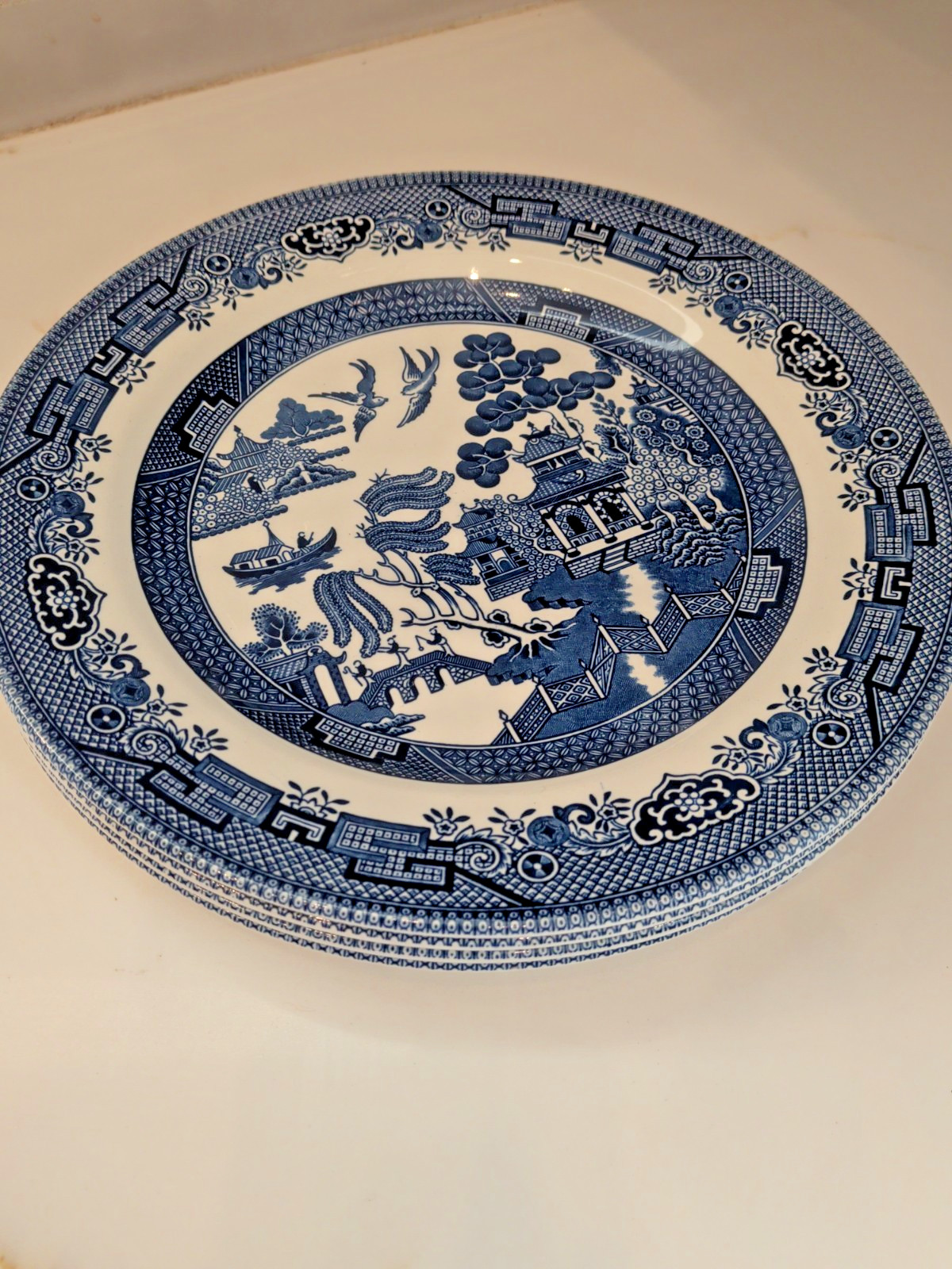 Churchill Blue Willow Dinner Plates 10 1/4”England Mint set of 4