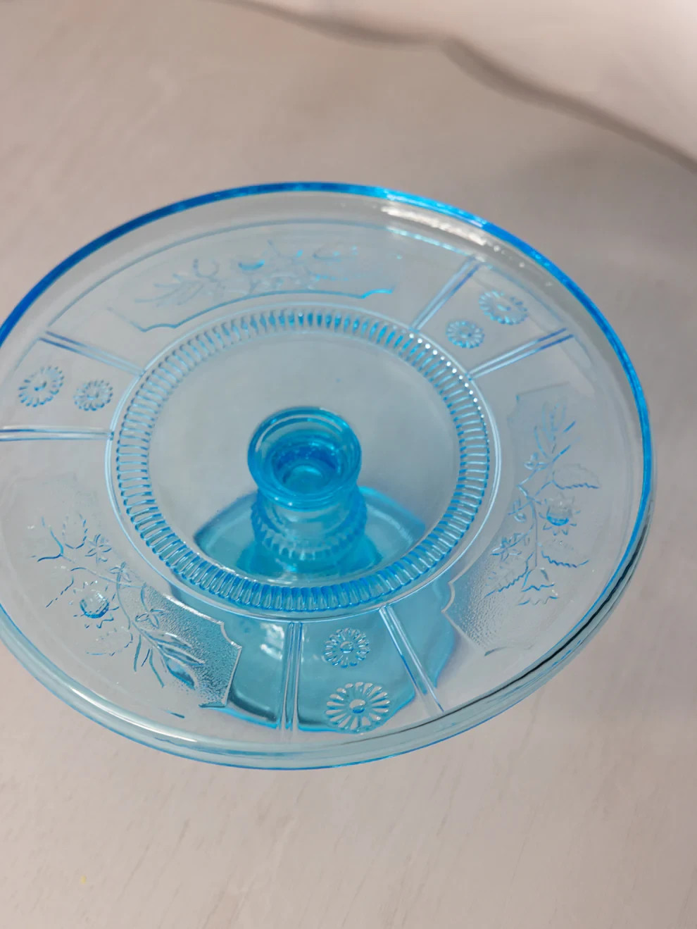 Antique Small Bryce Glass Willow Oak Blue Cake Stand