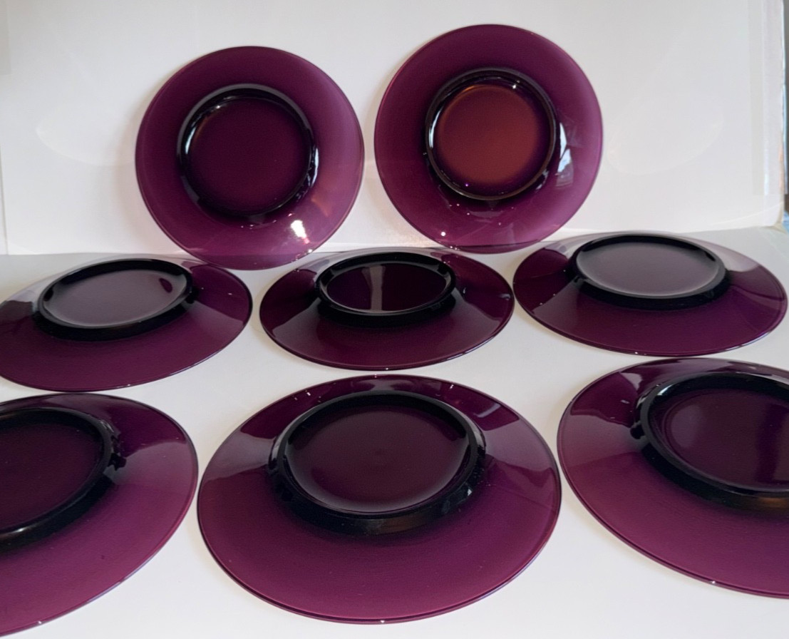 Set of 8 Vintage Amethyst 8″ Glass Luncheon Plates Excellent Condition- France?