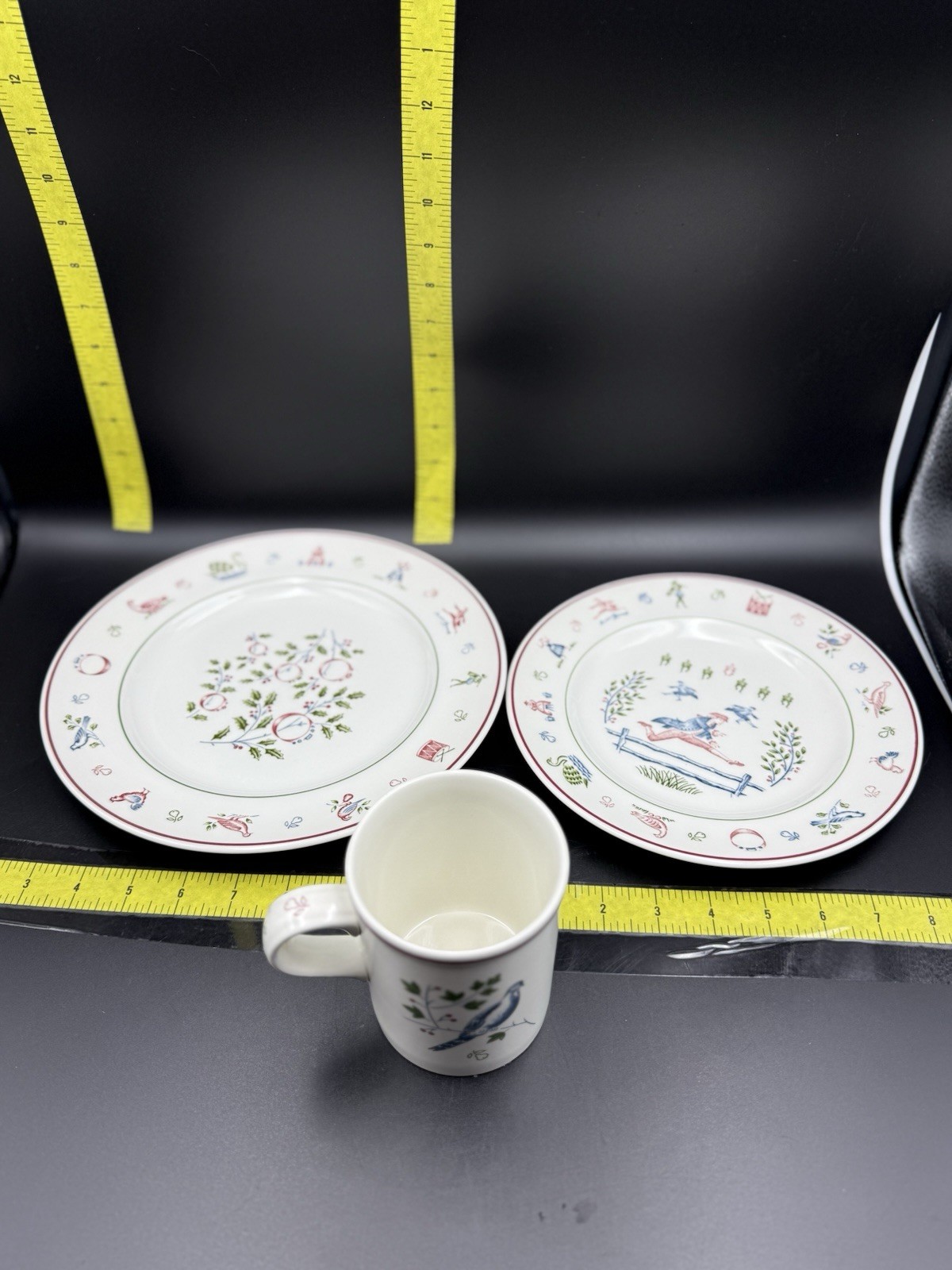 🎄 Johnson Brothers “The Twelve Days of Christmas” 3-Piece Place Setting