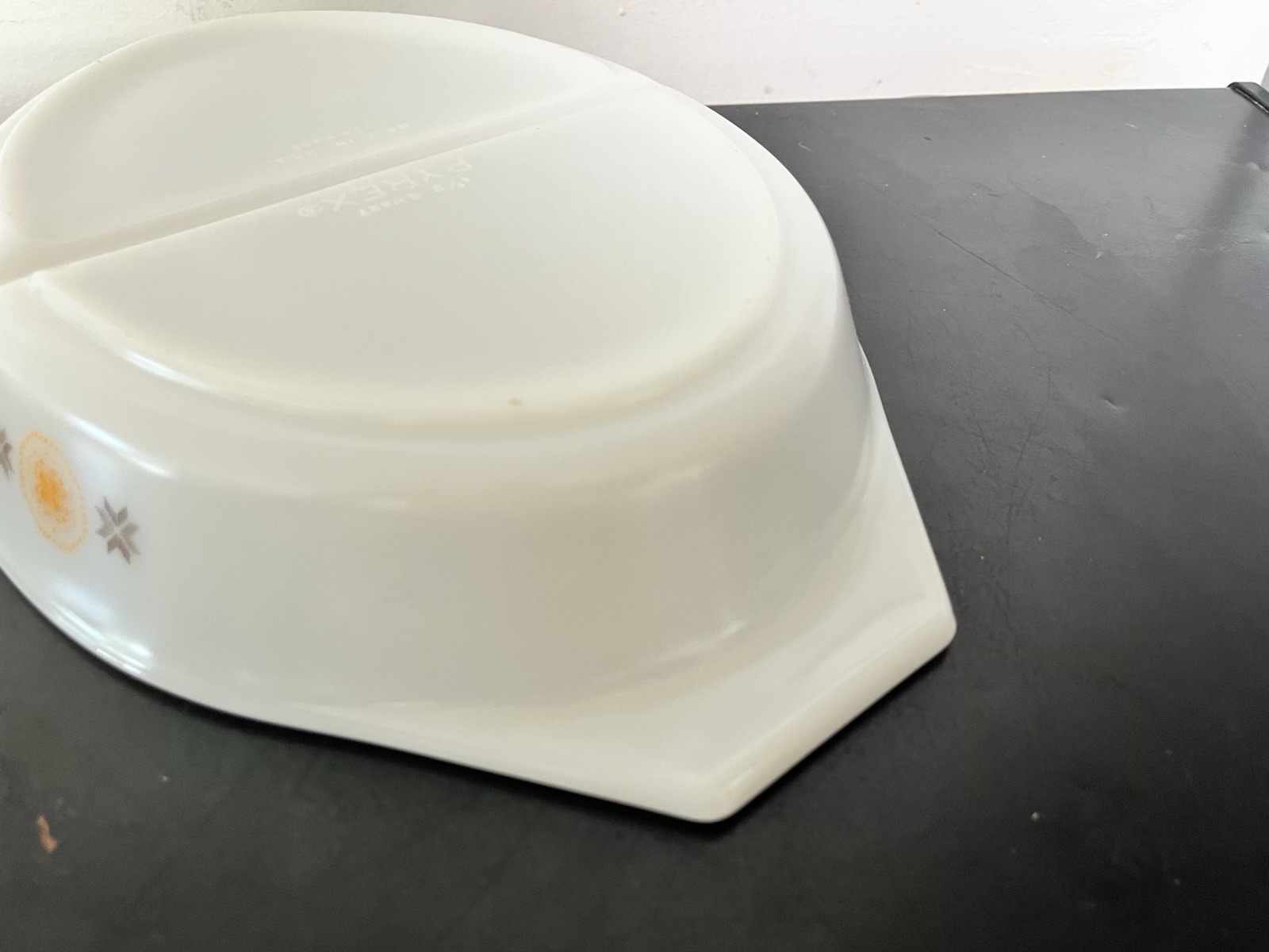 Vintage Pyrex Town & Country 1 1/2 Quart Divided Casserole Dish & Lid Orange