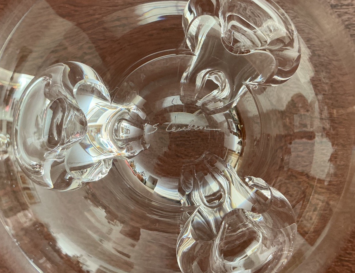 STEUBEN ~ FLORET 7 7/8” CRYSTAL FOOTED BOWL ~ DONALD POLLARD DESIGN ~ CA. 1950’S