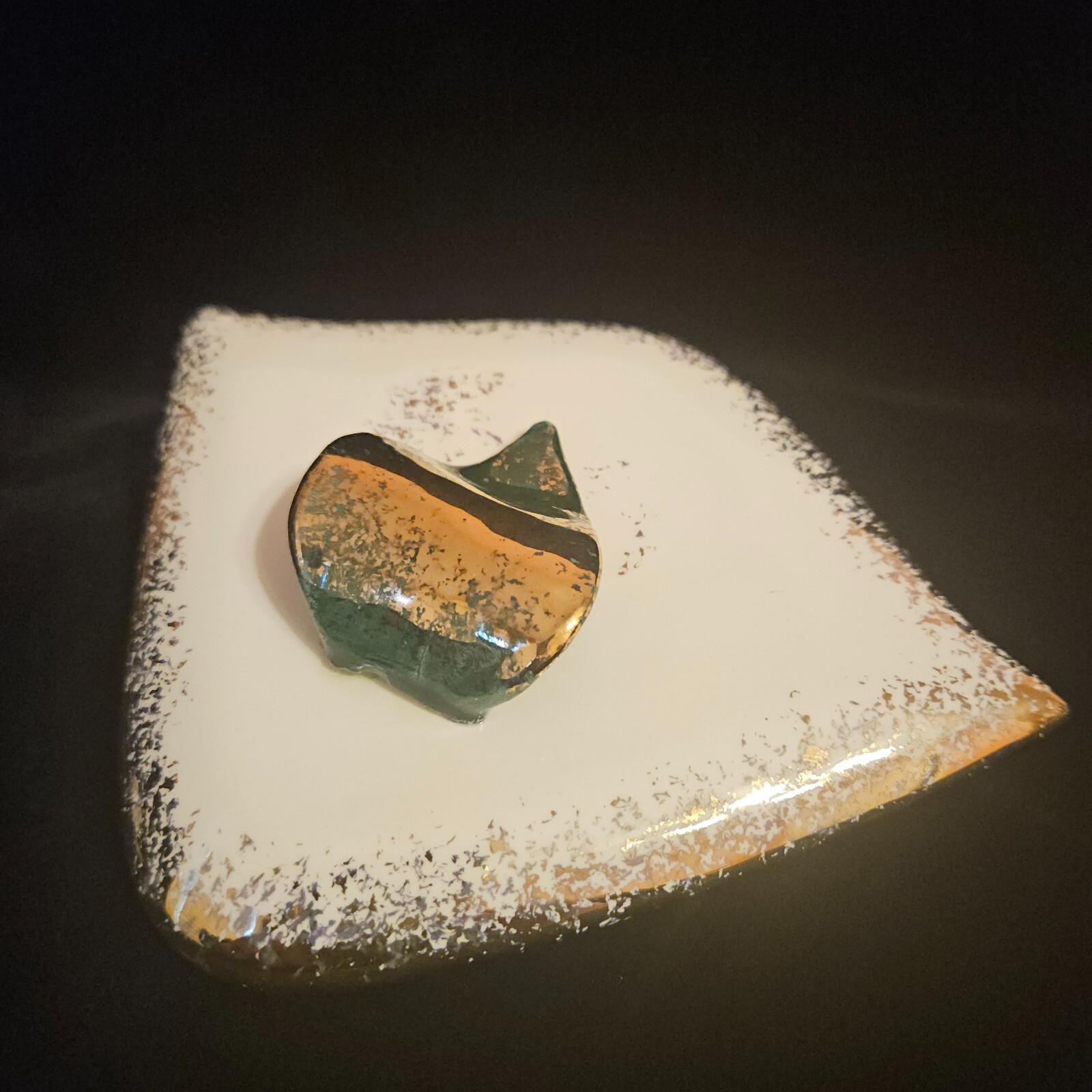 MCM California Pottery Divided Chip Covered Dip Serving Dish WD1570 16″