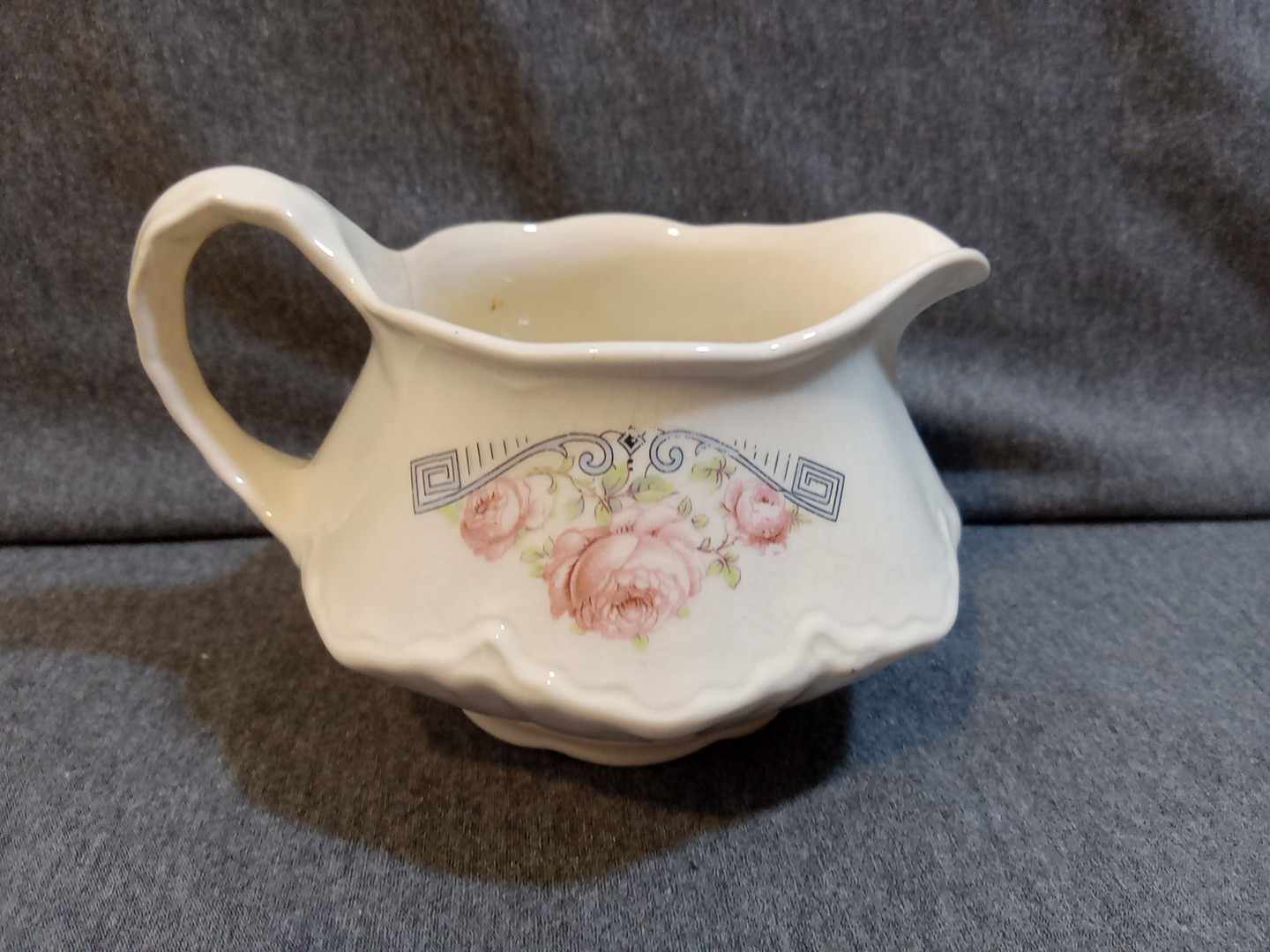Homer Laughlin Gravy Boat Cream Red Blue Floral USA Vintage Handle Pour Spout