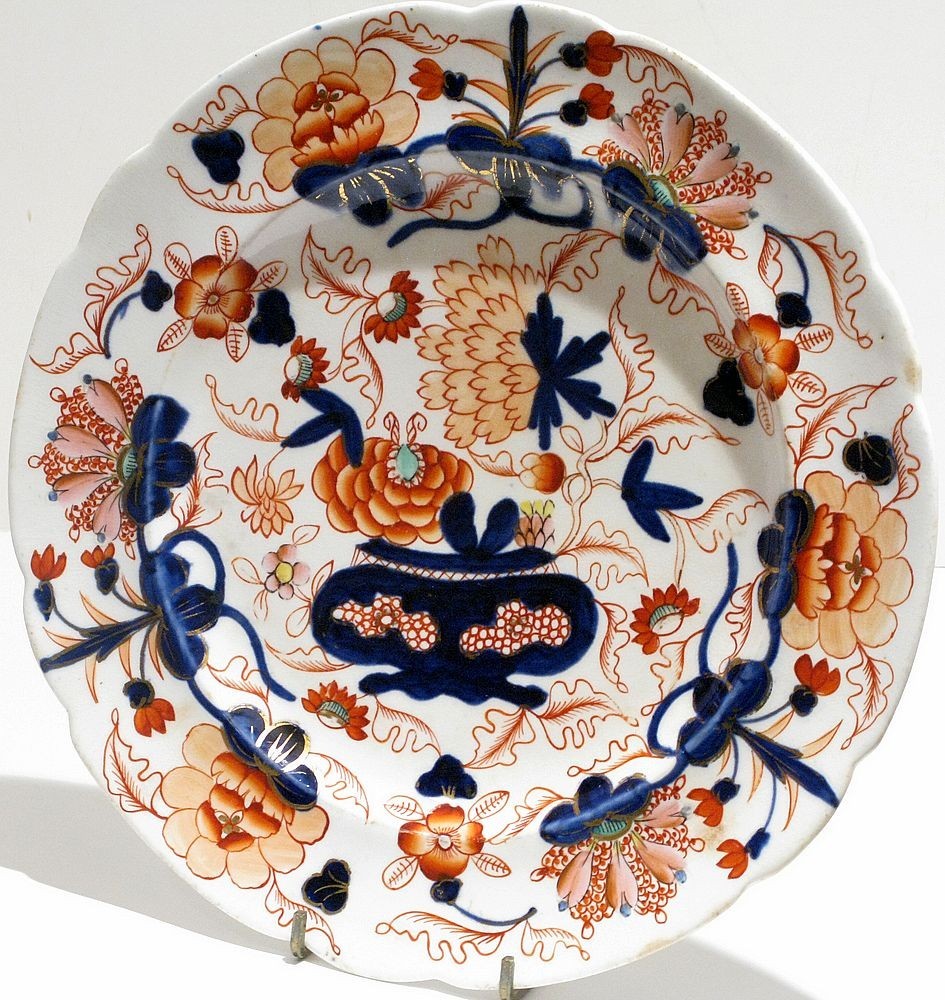 Antique Imari Style Porcelain Cabinet Plate 9-3/4” Blue Rust Floral Unmarked