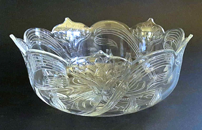 IMPORTANT ANTIQUE STEVENS & WILLIAMS CUT CRYSTAL FREDERICK CARDER BOWL