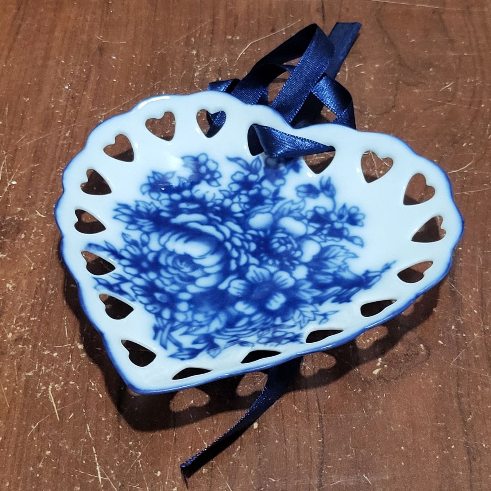 VTG Heart Decorative Plate Blue Floral White Porcelain Pierced Lattice Border