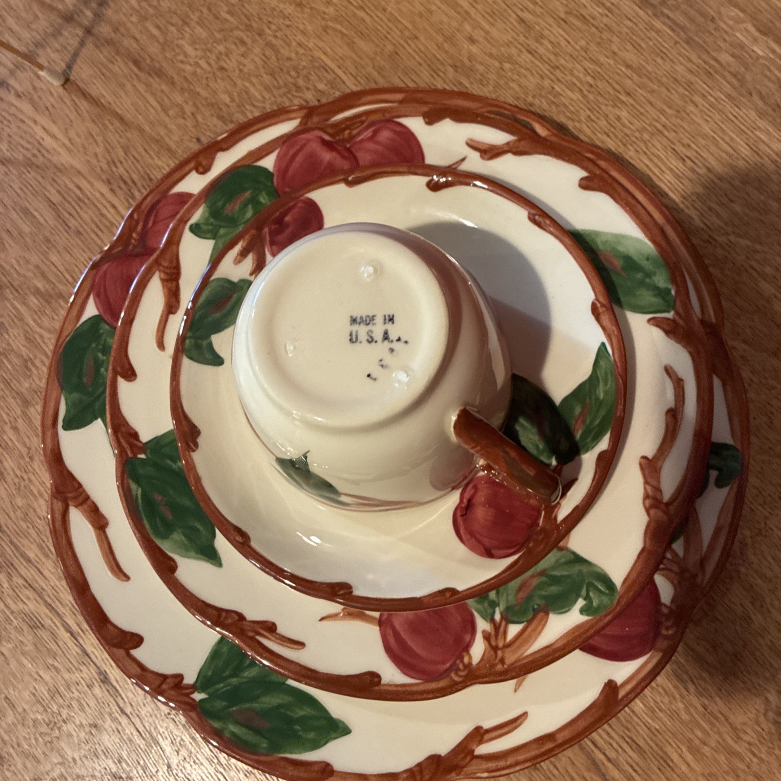 Franciscan Vintage Apple Blossom Four Piece Place Setting Made In The USA ￼