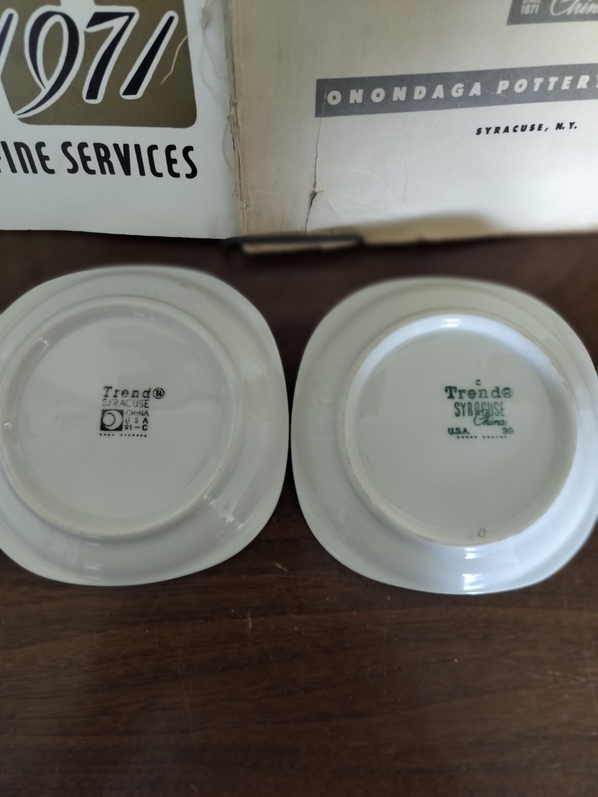 Syracuse China Trend Berkeley Pattern/Bread And Butter Plate 5 1/8 In (Lot of 2)