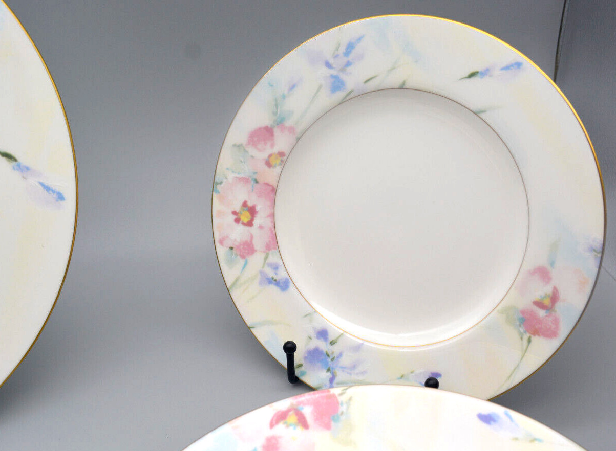 Mikasa Matisse Fine Bone China 5 piece place setting NEW IN ORIGINAL BOXES